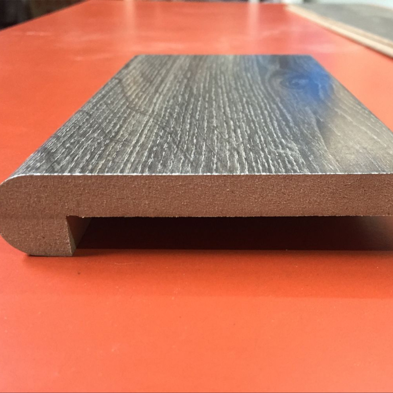 Turnare pentru nas de scară laminată cu montare încasată